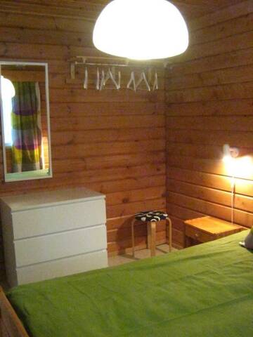 Фото номера Коттедж с сауной и 4 спальнями Дома для отпуска Loma-Rantala Cottages г. Тахковуори 14