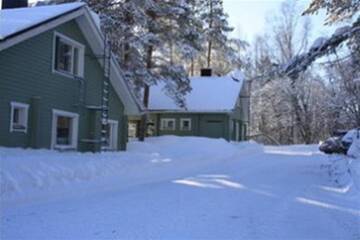 Фото номера Коттедж с сауной и 4 спальнями Дома для отпуска Loma-Rantala Cottages г. Тахковуори 7