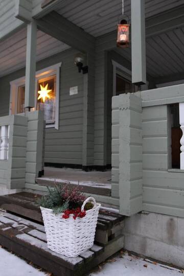 Фото номера Коттедж с сауной и 4 спальнями Дома для отпуска Loma-Rantala Cottages г. Тахковуори 6