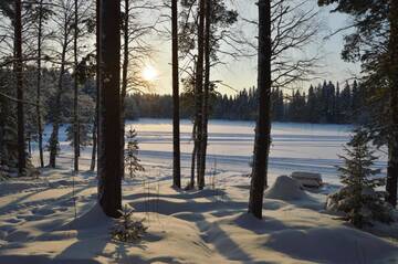 Фото номера Дом с 2 спальнями и видом на озеро Дома для отпуска Rinnepelto Holiday Cottages г. Тахковуори 7