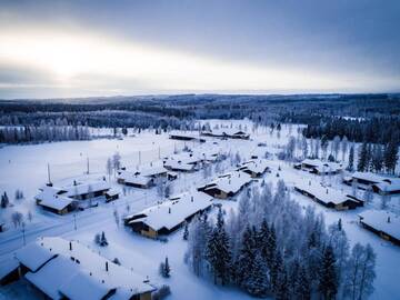 Фото номера Вилла с 4 спальнями и сауной (для 8 взрослых) Курортные отели Tahko Golden Resort г. Тахковуори 27